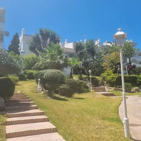Pueblo Camelot El Castillo * Manilva